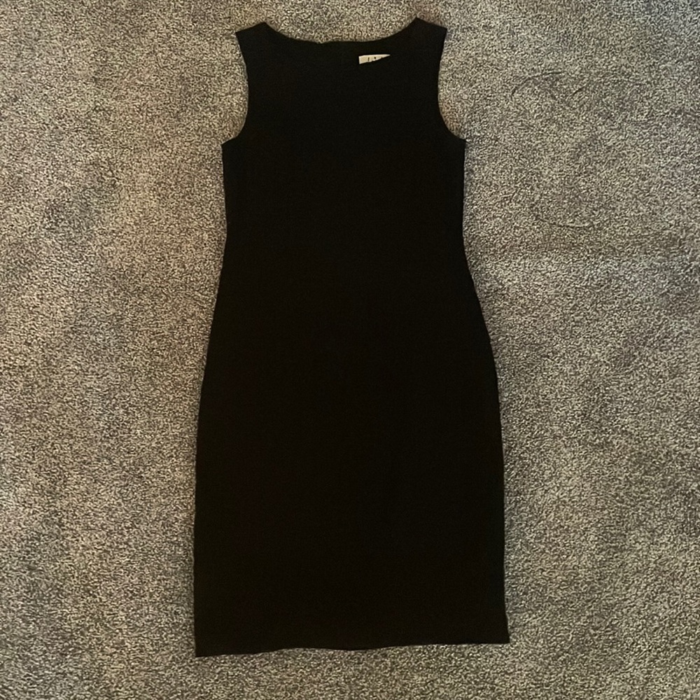 Black, paisley print pencil dress